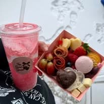 Example Signature Charcuterie Box